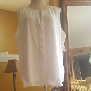NWT White sleeveless NY&Company blouse.  Lined front, knit back xxl